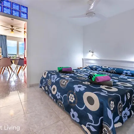 Palm Garden Ocean View Apartment *